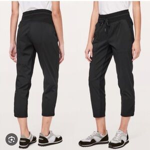 LULULEMON Black Dance Studio Cropped Pants Capri Unlined Women’s Size 10 Reg